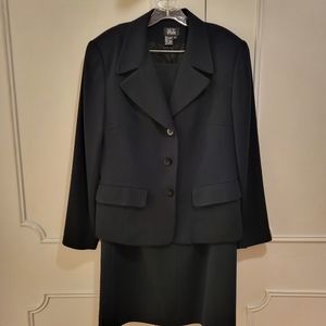 M.T. Morgan Taylor Studio Black Long Skirt Suit
